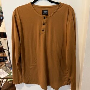 EUC Cuts Curve Hem Long Sleeve Shirt Large